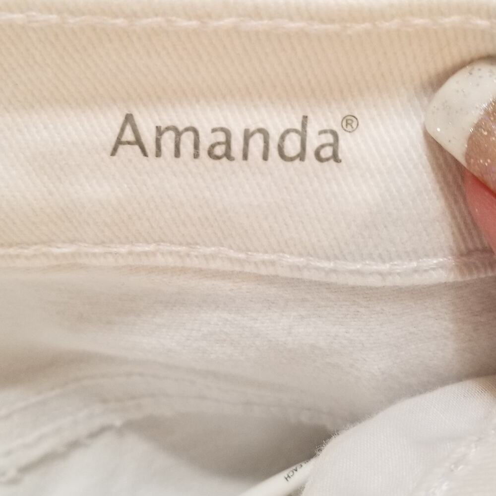 Gloria Vanderbilt Women's White Amanda Embellished Jean Stretch Capris Size 10 - Picture 10 of 13